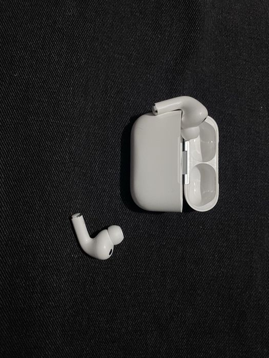  AirPods Pro 3 sigilate cu garantie