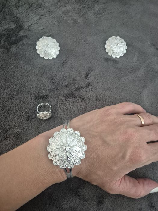 Set superb de bijuterii nou