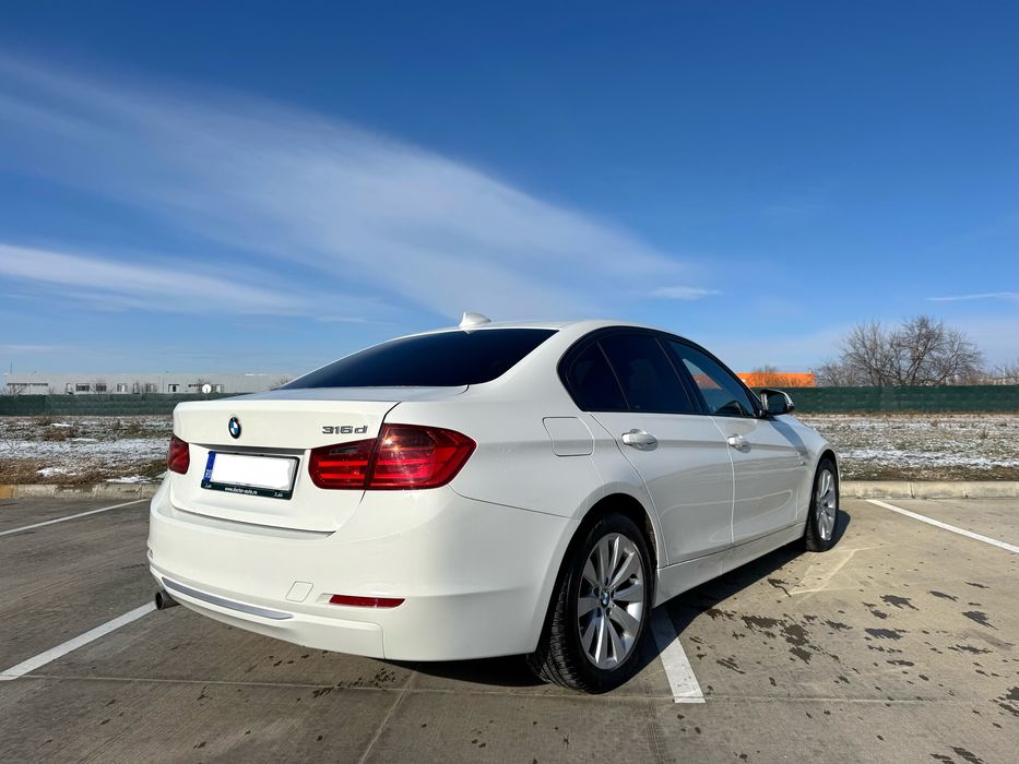 BMW 320d F30 - Proprietar - Modern Line