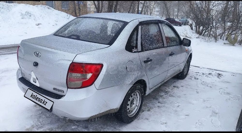 Продам автомобиль Lada Granta 2012 г