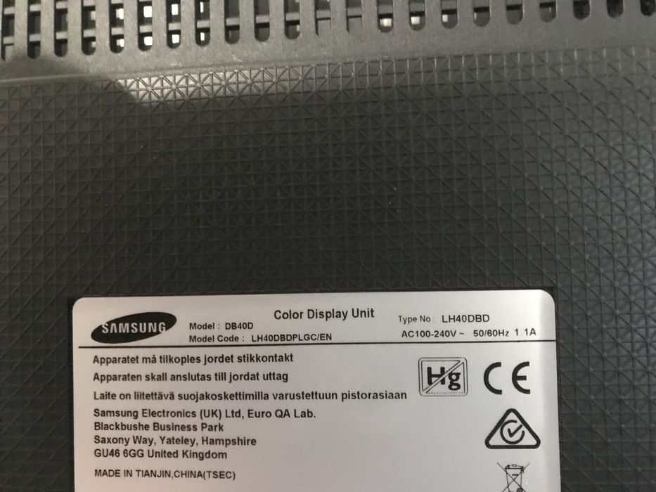 TV LED SAMSUNG professional 43” 46” full hd smart