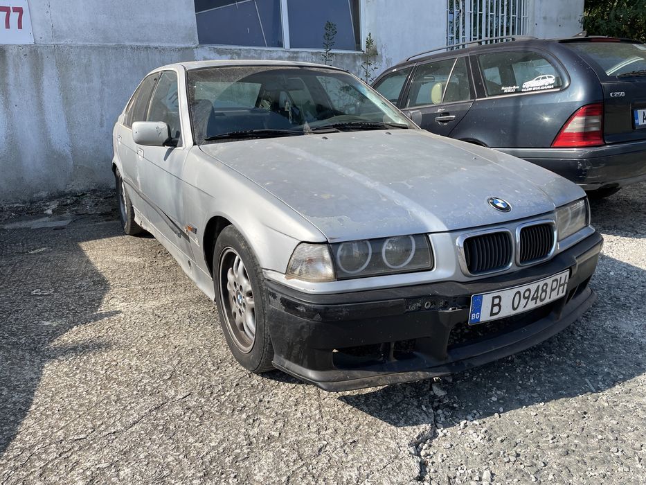BMW e36 318i 115hp На Части