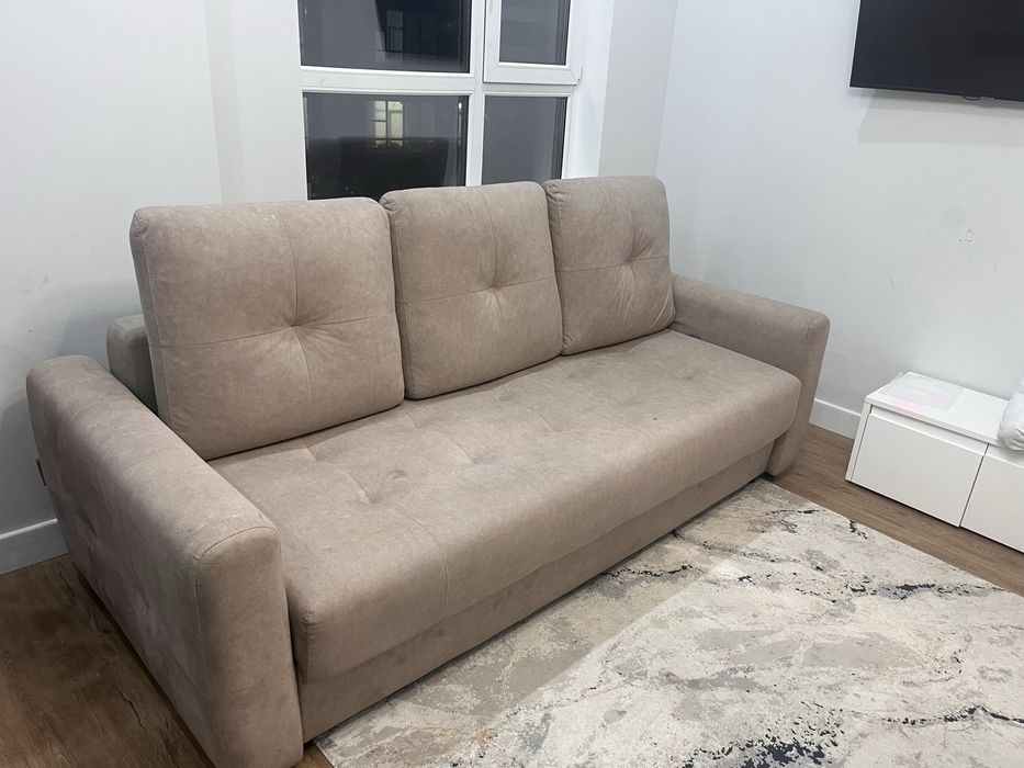 Продам диван 230x100