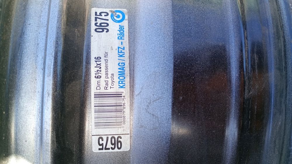 Диски на автомобиль Тойота