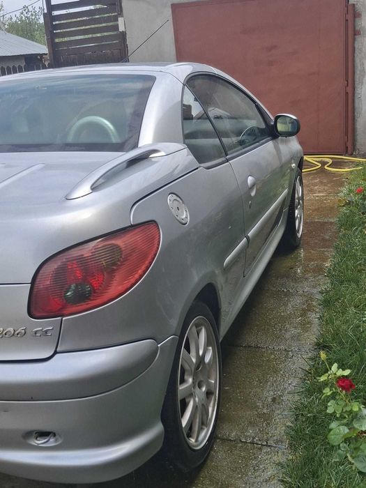 Vand Peugeot 206 an 2007