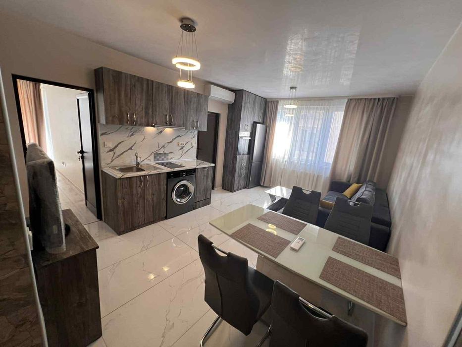 Дава се под наем Тристаен апартамент в София, Надежда 2 - 80 кв.м за 713.49 € - Снимка #1