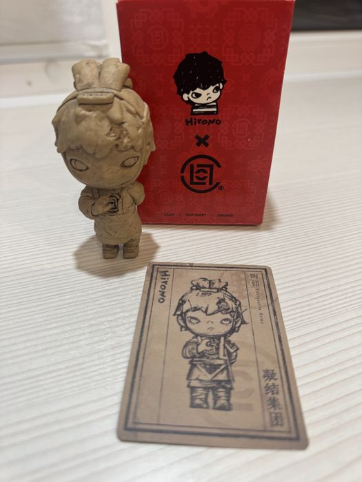 Hirono Pop mart clot series