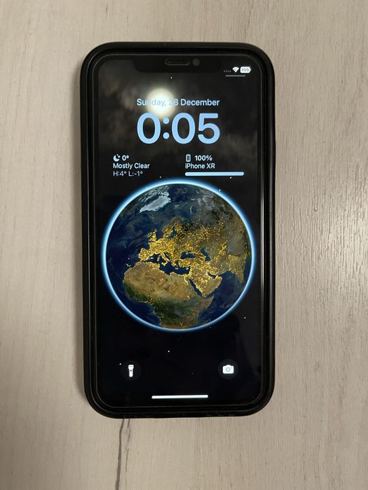 iPhone XR 64 GB памет