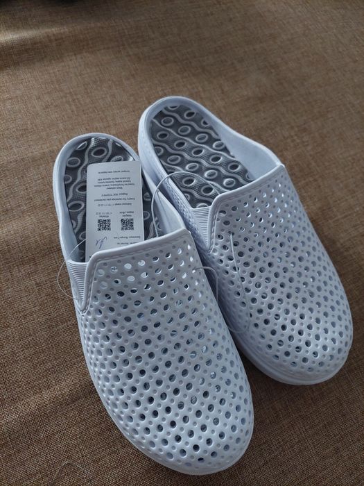 Тапочки продам ,38 размер