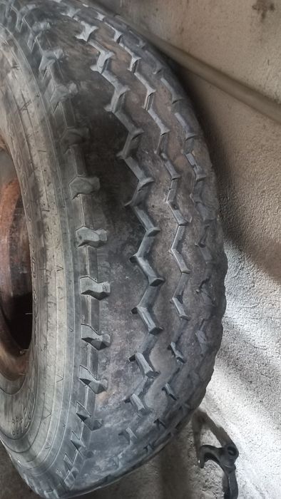 Гуми 12.00-20 с права шарка, гума за мотокар