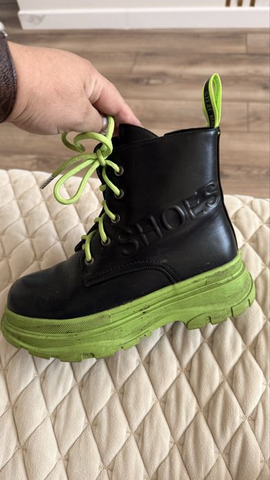 Детские полусапожки на девочку