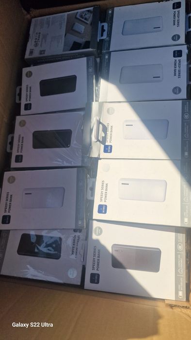Ocazie ! Bateri Externe  power bank 
Informații despre produs: 
Capacitate: 10000 mAh.
Caracteristici cheie: Durată lungă