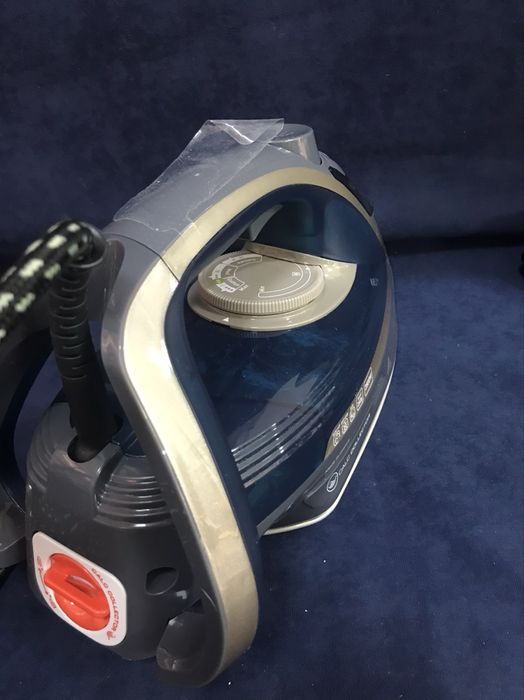 Ютия Tefal Ultragliss Plus, 2800W