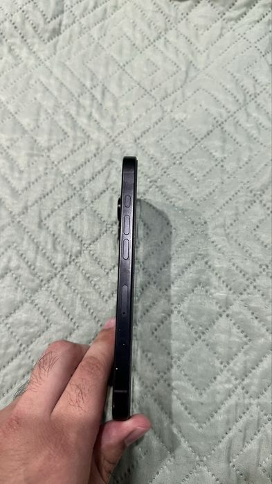 Продаю Iphone 16 pro, 256 gb