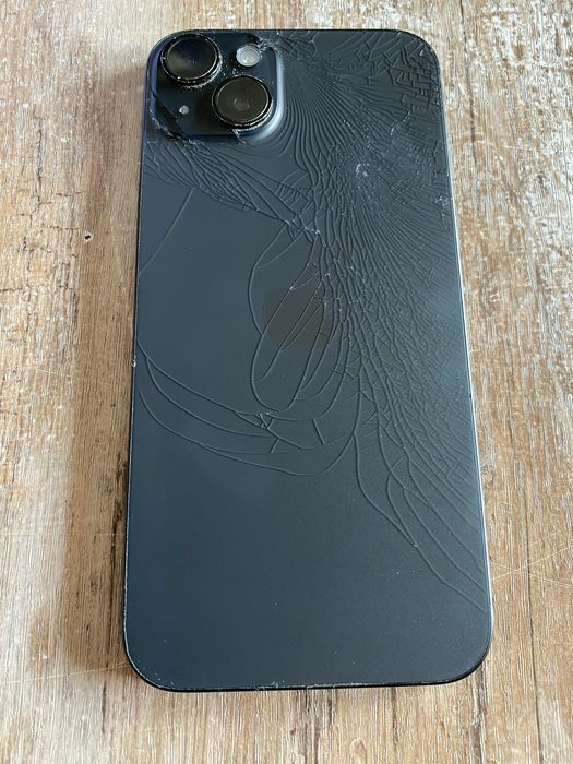 iPhone 15 Plus.
