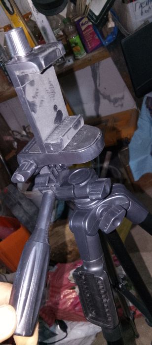 Срочно продам штативы