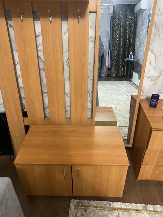 Продам прихожую