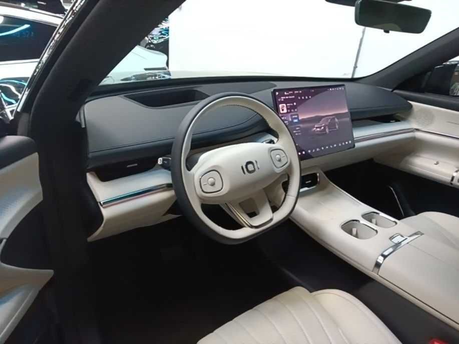 CHANGAN NEVO Q07 215 Prestige Edition
