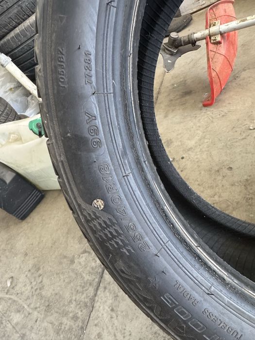 Еденични гуми Bridgestone Turanza rsc  255/40/18 ДОТ 24 и 225/45/18 дот 22