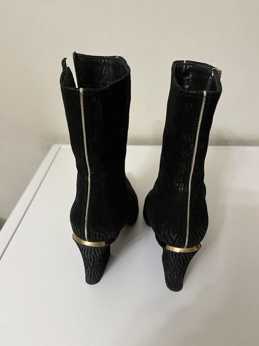 Боти на фирмата Massimo Zardi 38 номер