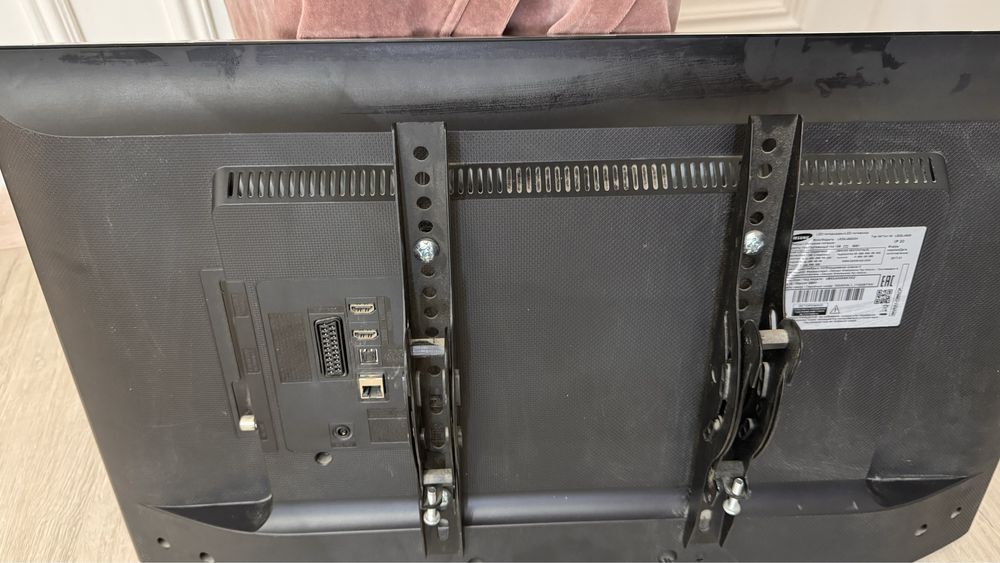 Продаю телевизор