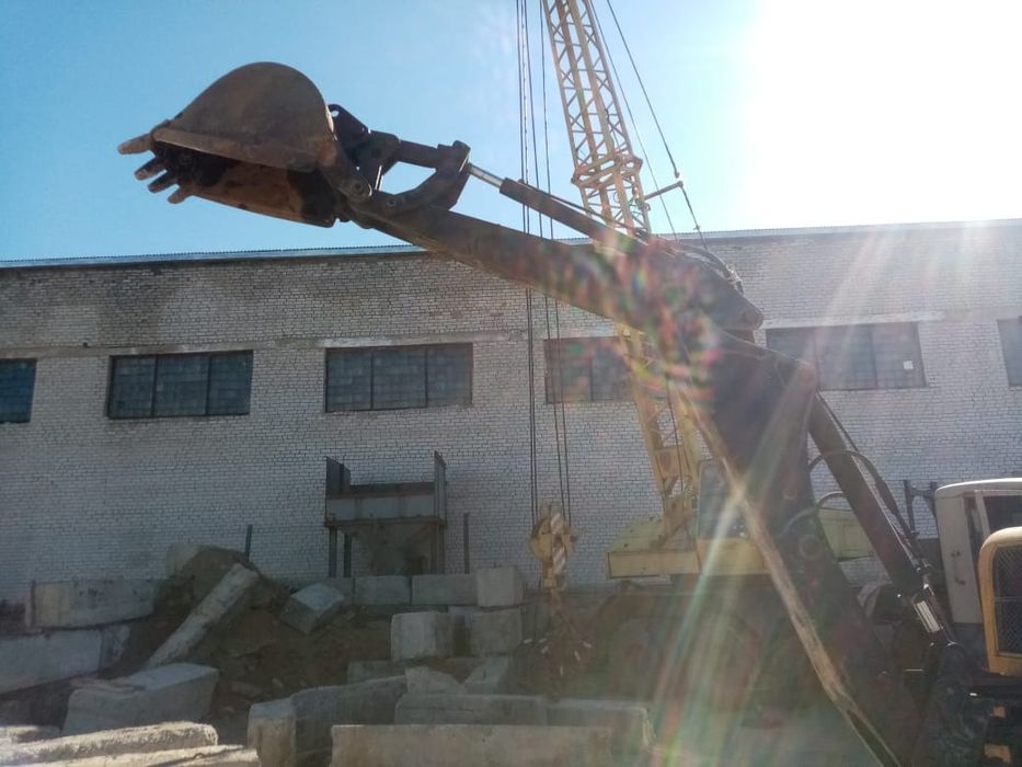 Продам эксковатор погрузчик  вз 30-25