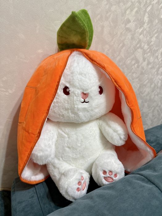 Игрушка зайчик морковка