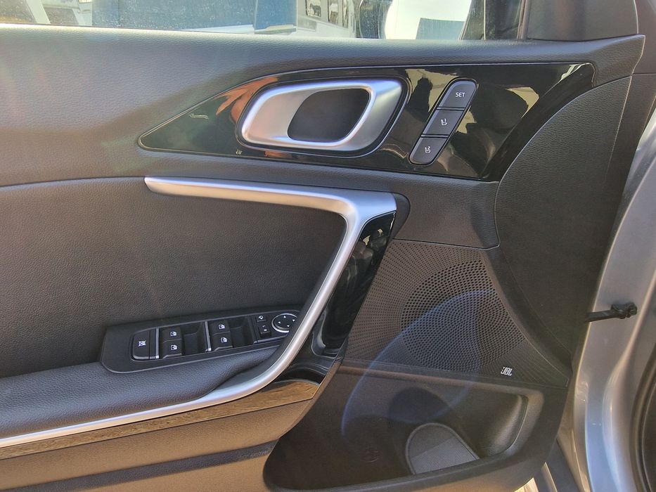 KIA PROCEED  GT LINE  Бартер за каравана или кемпер