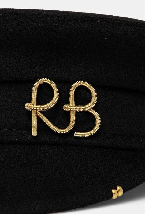 Уникална шапка RB