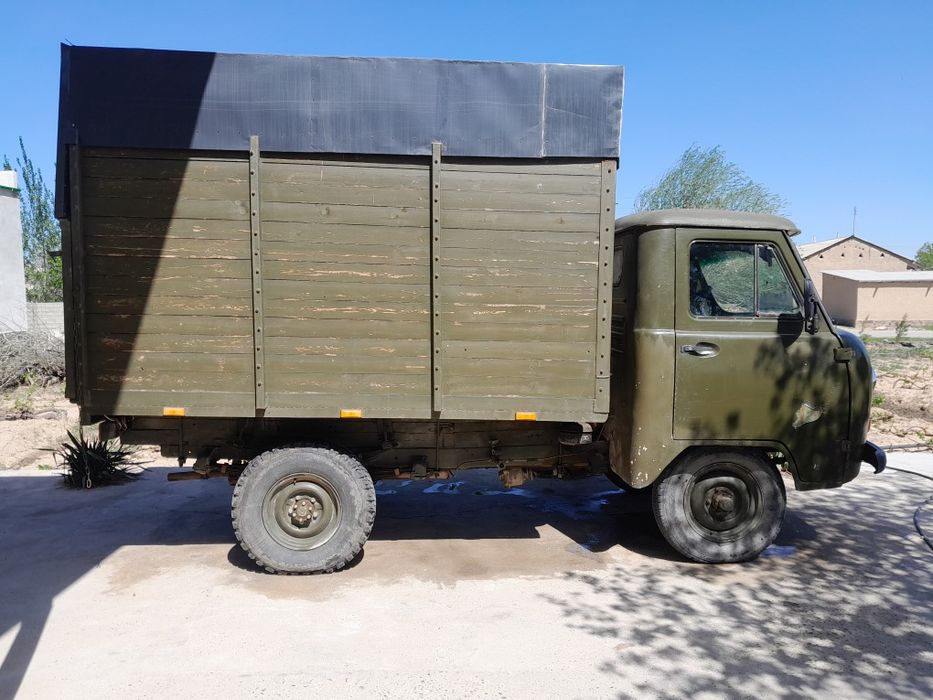 UAZ yuk mashinasi