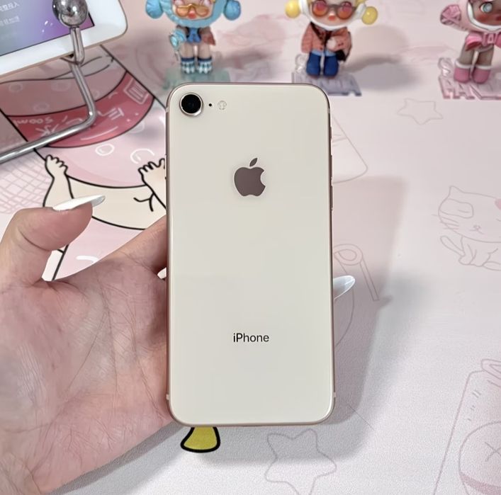 iPhone 8 / 8 Plus (64GB / 256GB)  | Под заказ