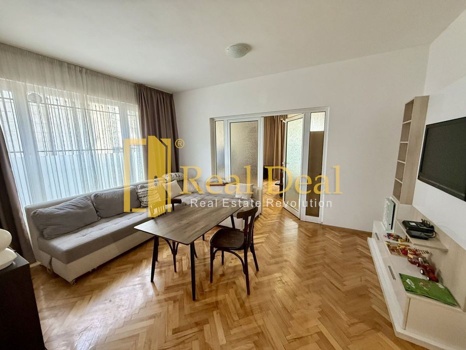 Дава се под наем Тристаен апартамент в София, Лозенец - 110 кв.м за 747.66 € - Снимка #2