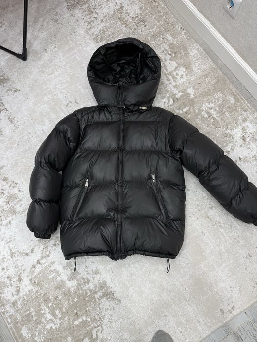 Продам женскую куртку