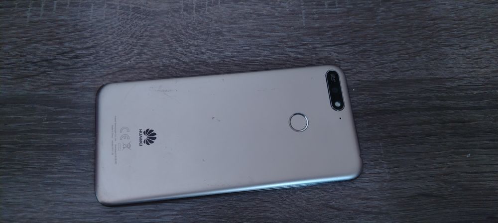 Приставка и телефон