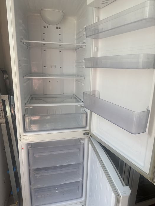 Продается холодильник