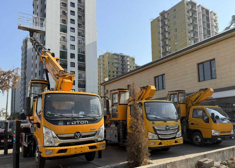 Автовышка/Автокран