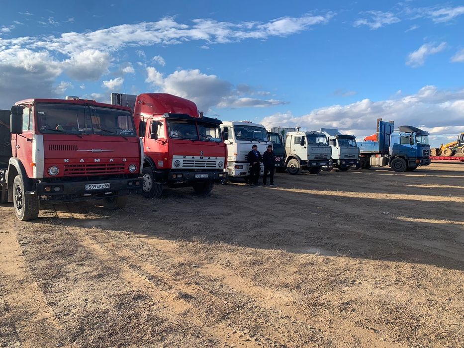 Длинномер шаланда контейнеровоз длиномер