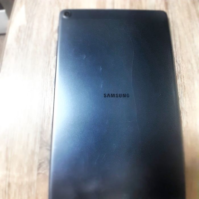 Планшет Samsung Galaxy Tab A SM-T515