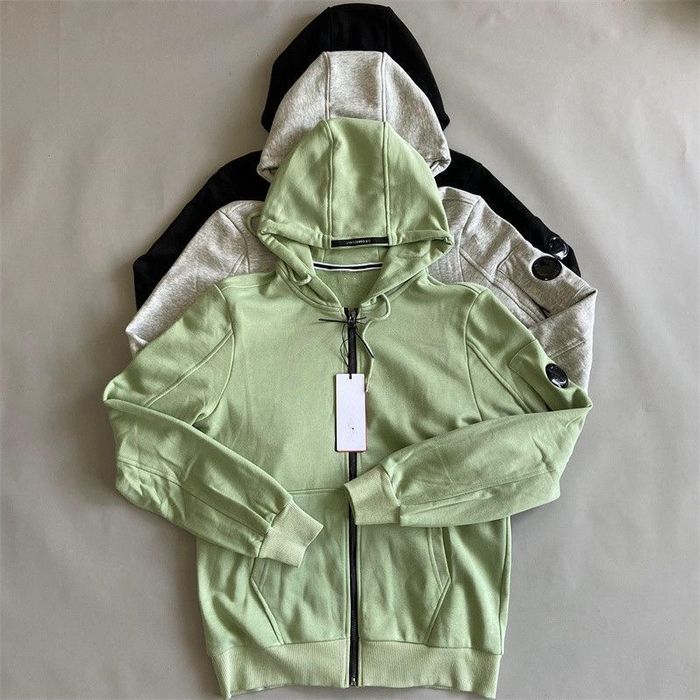 Продам зип худи CP-company