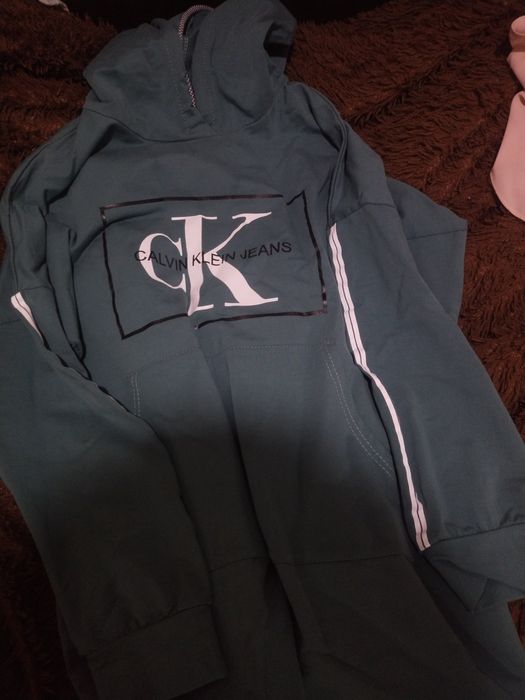 Продам вещи,не носились