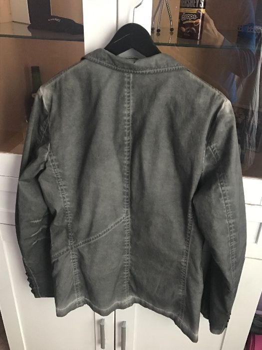 Army of Me, дизайнерско мъжко сако