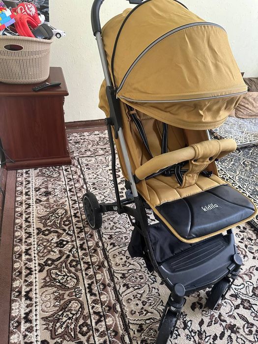 Коляска Kidilo в отличном состоянии, как новая
