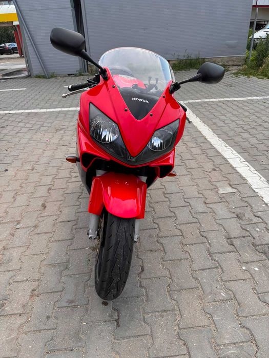 Vand Honda CBR f4i