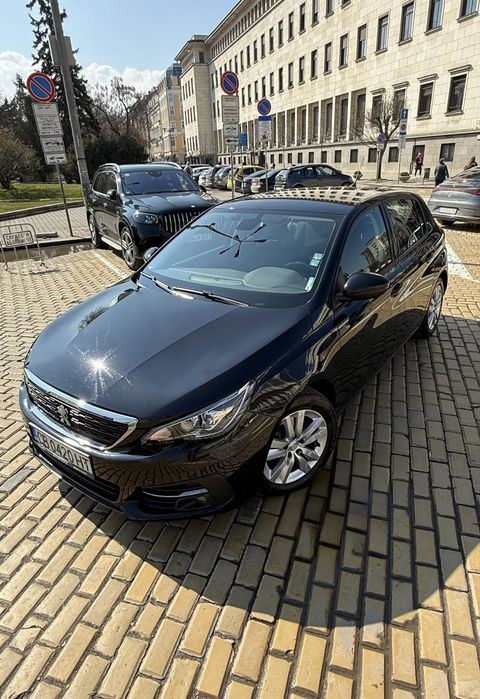Peugeot 308 Черен цвят