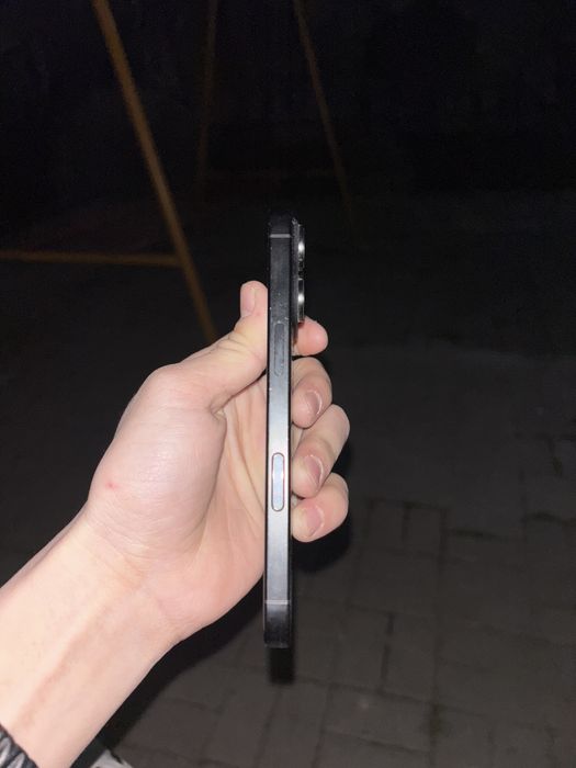 Айфон 16 про е сим