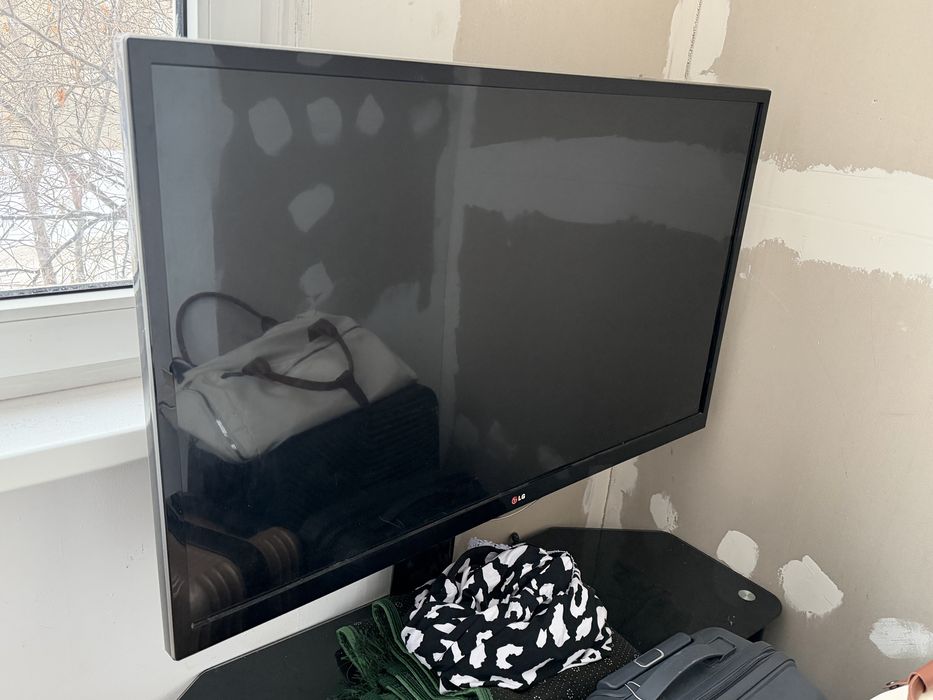 Продам телевизор LG