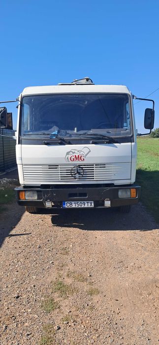 Продавам камион Мерцедес 1117 самосвал с кран