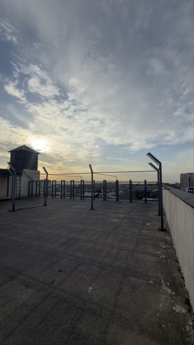 Сдается плошадь на крыше 5 этаж