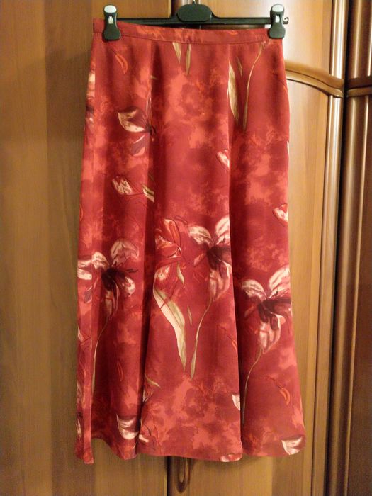 Юбки  длинные 44-48