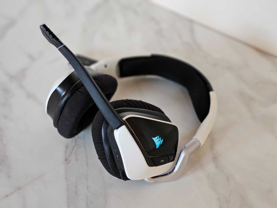 Corsair VOID Elite – гейминг слушалки с мощен звук и комфорт